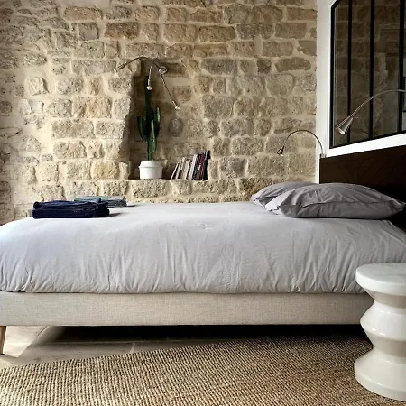 Apartment Charming Issy-les-Moulineaux