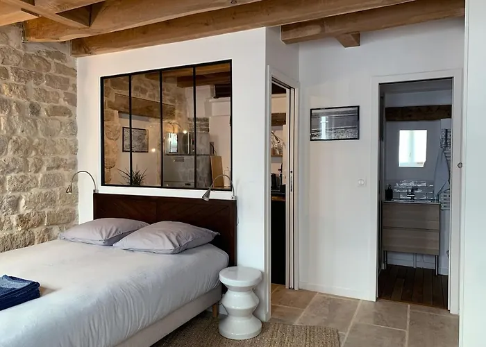 Charming Issy-les-Moulineaux